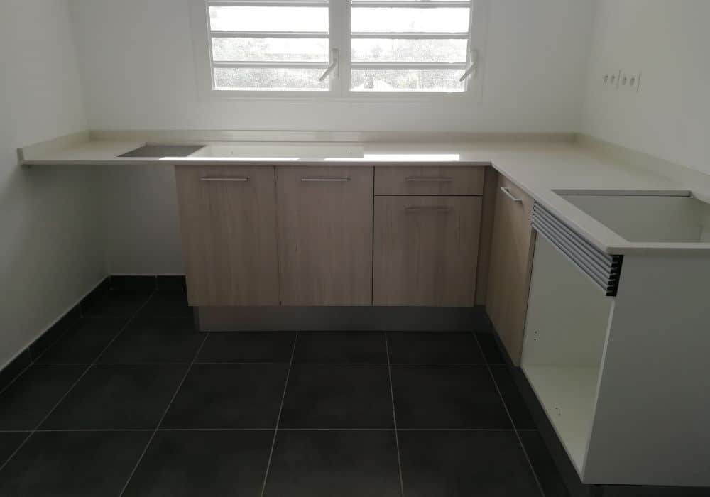 NFG Agencement cuisine pour promoteur immobilier à Remire Montjoly en Guyane (1) réalisations d'agencement intérieur | NFG Agencement