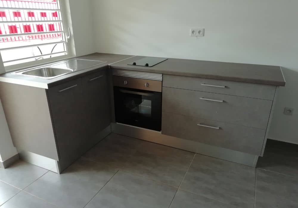 NFG Agencement cuisine pour promoteur immobilier à Remire Montjoly en Guyane (2) réalisations d'agencement intérieur | NFG Agencement