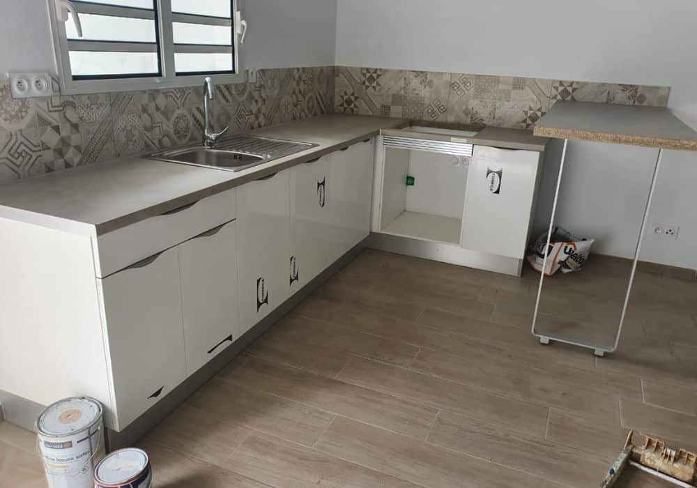 NFG Agencement cuisine pour promoteur immobilier à Remire Montjoly en Guyane réalisations d'agencement intérieur | NFG Agencement